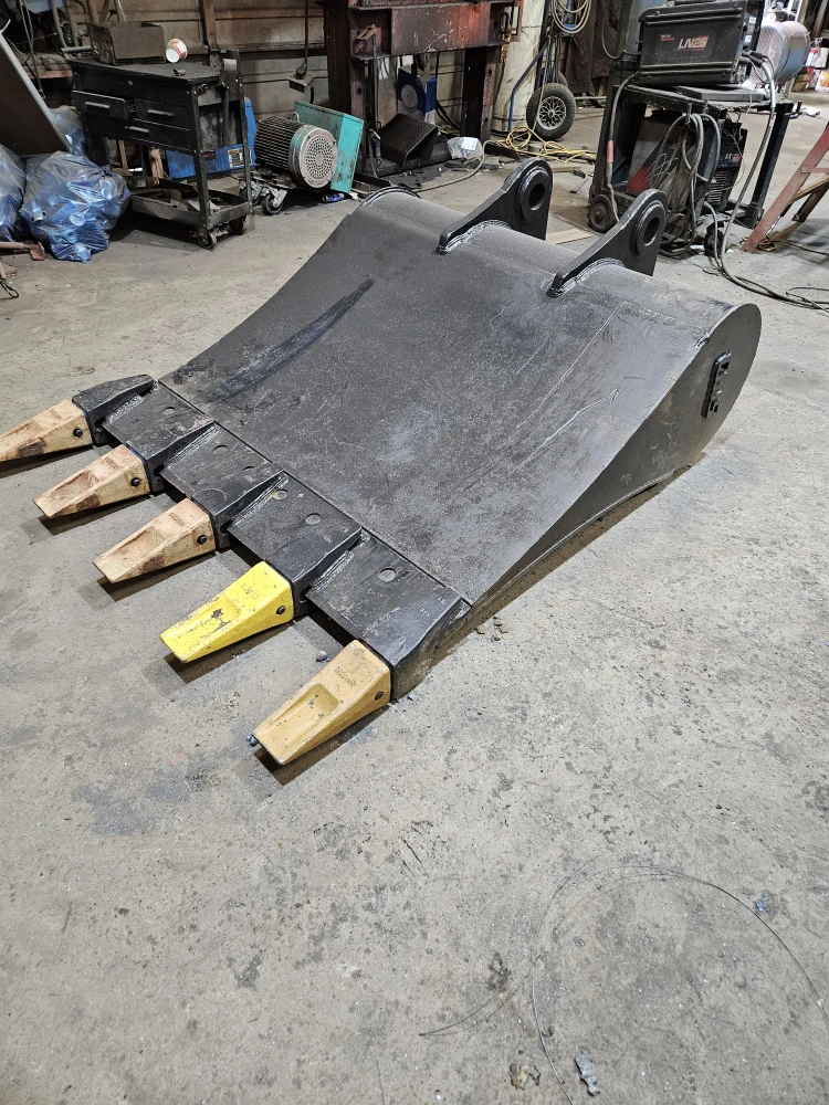 CWS TORQUE TUBE CONCRETE SLAB REMOVAL GRAPPLE   Bridge Deck Removal Concrete Pav