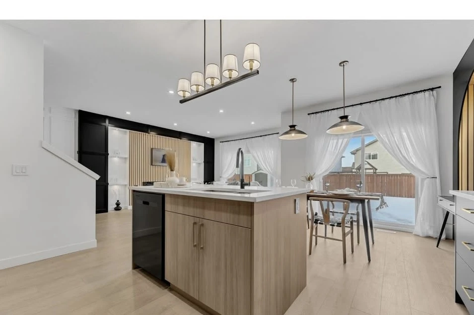 Modern House  3 Bedroom 25 Bathroom