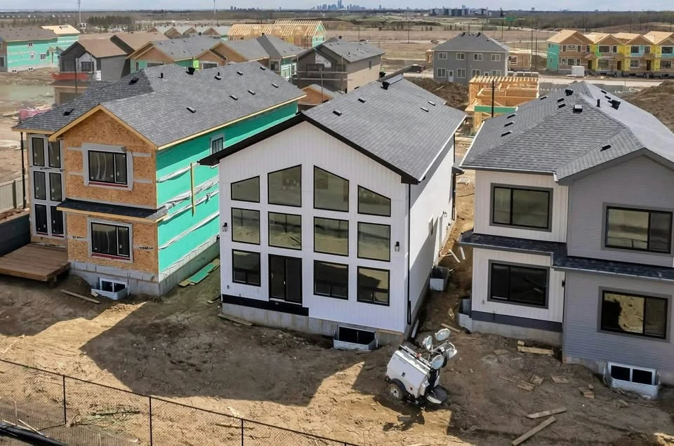 House with 4bedroom 3 Bathroom  ready to move in