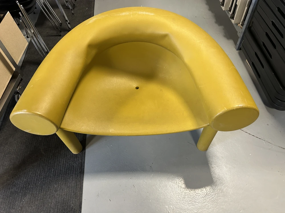 Sam Son Chair