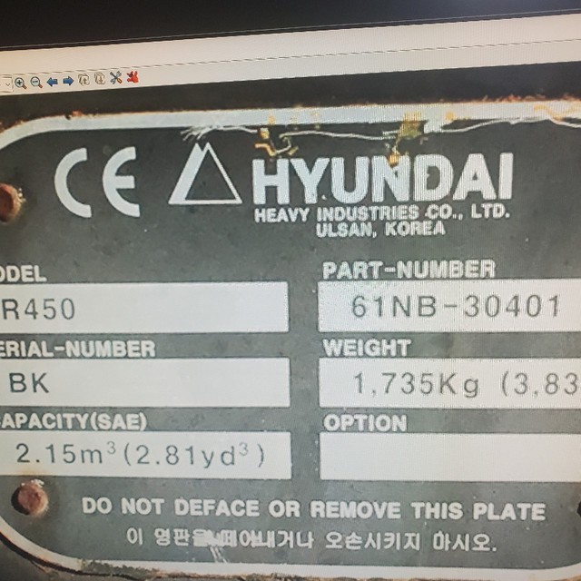 new-hyundai-r450-extreme-duty-3-yard-72-inch-toothed-dig-bucket-big-1