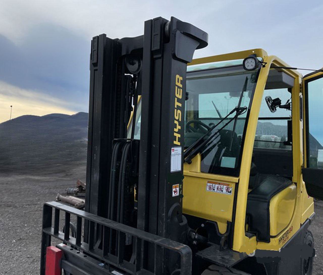 sold-400-hr-hyster-h80ft-8000lb-lpg-box-car-container-pneumatic-tire-big-11