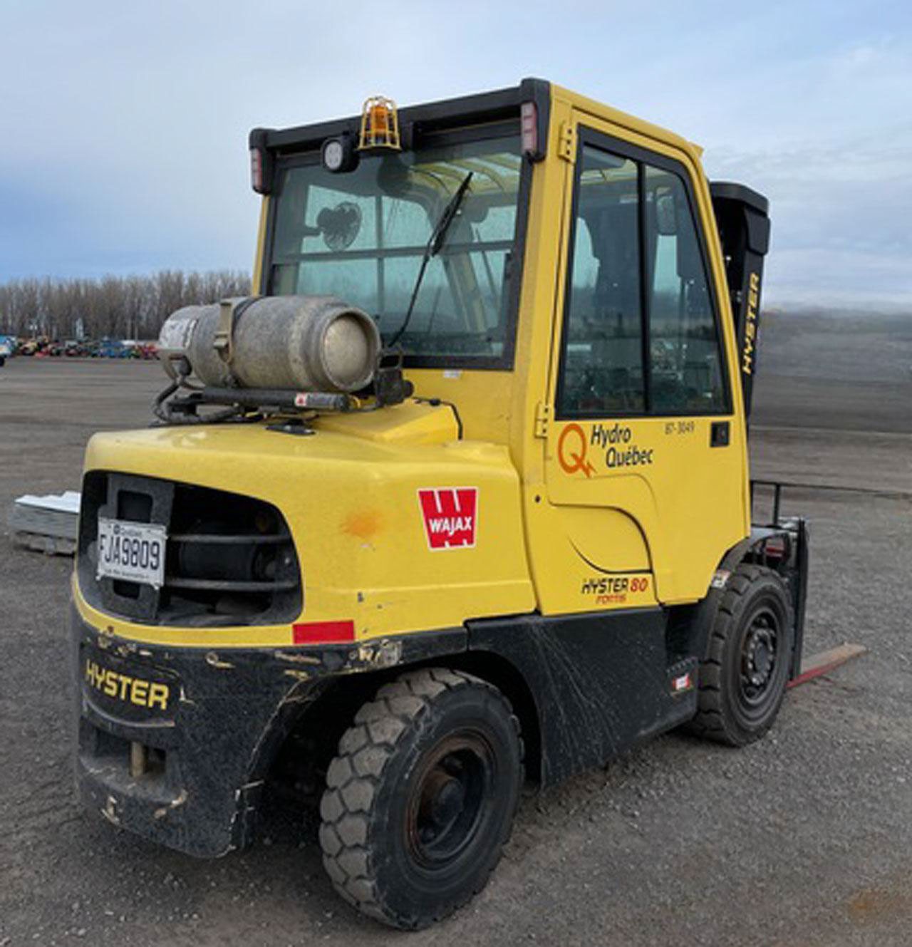 sold-400-hr-hyster-h80ft-8000lb-lpg-box-car-container-pneumatic-tire-big-19