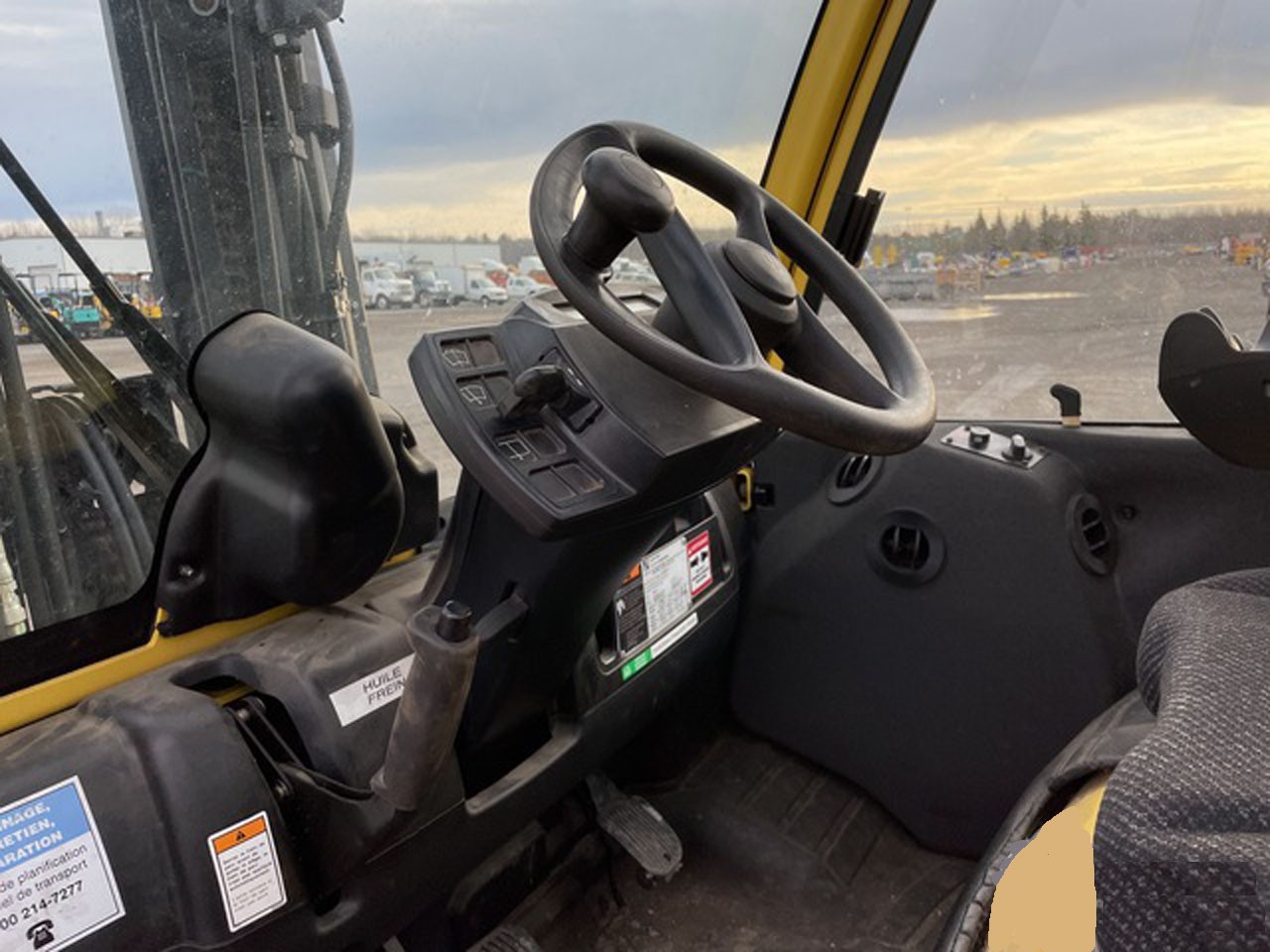 sold-400-hr-hyster-h80ft-8000lb-lpg-box-car-container-pneumatic-tire-big-15