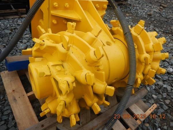 rockwheel-95-hyd-hp-hydraulic-excavator-twin-drum-stump-grinder-big-1