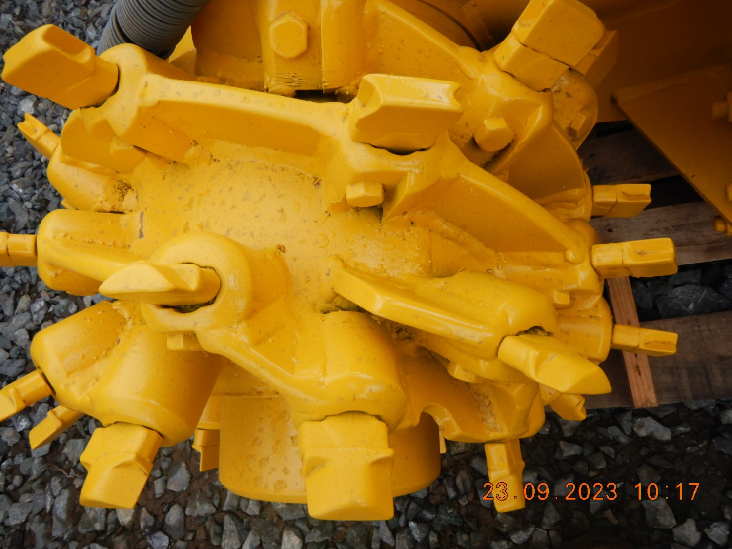 rockwheel-95-hyd-hp-hydraulic-excavator-twin-drum-stump-grinder-big-20