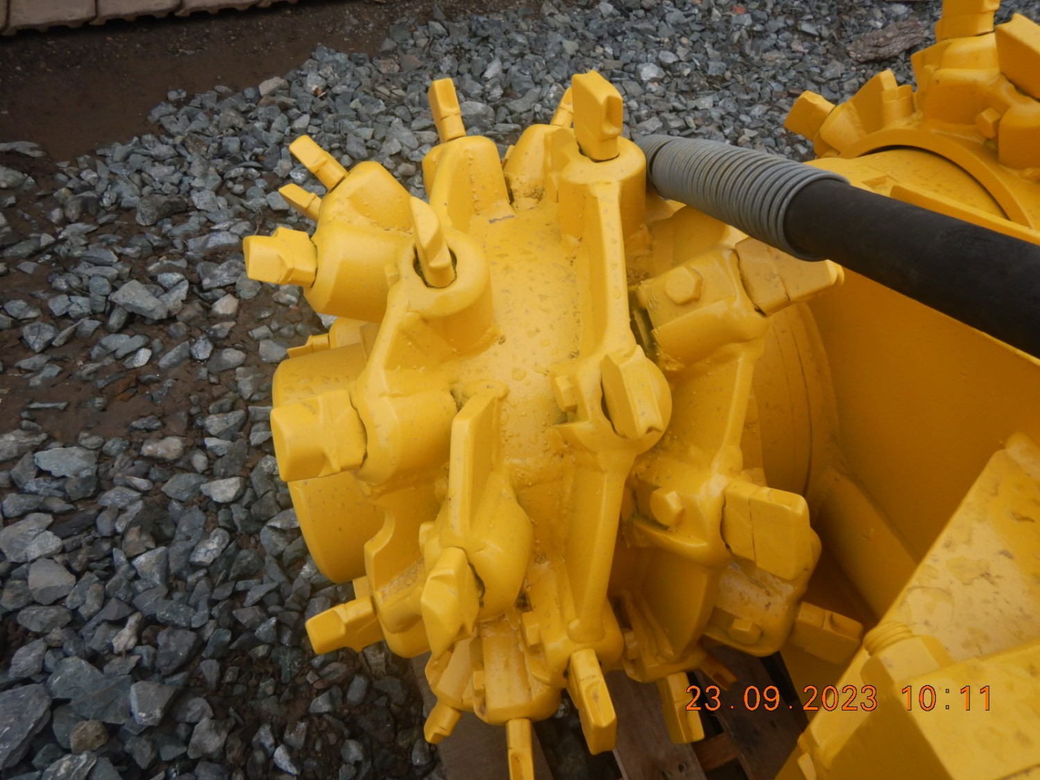rockwheel-95-hyd-hp-hydraulic-excavator-twin-drum-stump-grinder-big-19
