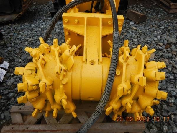 rockwheel-95-hyd-hp-hydraulic-excavator-twin-drum-stump-grinder-big-0