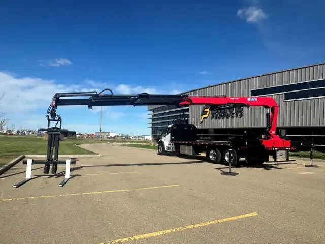 2024 Kenworth T480 4 Story Wallboard HMF 2530L-RCS w/24' Deck
