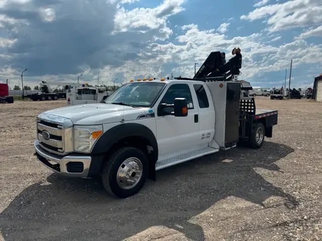 2015 Ford F550 Ext Cab 4x4 Picker Boom Truck/HIAB 077/7385 LBS