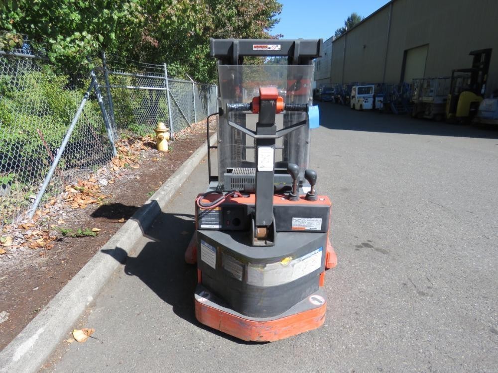 2019-electric-toyota-6bws20-industrial-walk-behind-electric-pallet-jack-lift-truck-24v-cw-charger-big-13