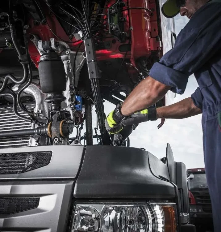 Emergency 24/7 Mobile Truck Repair – We Come to You!