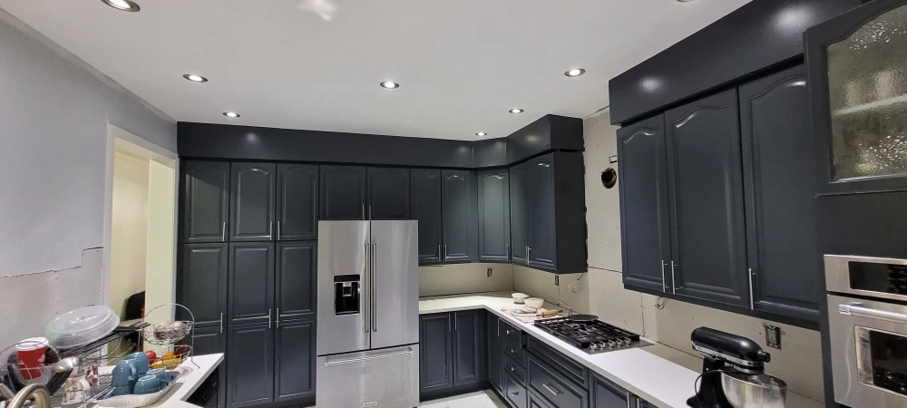 Interior & Exterior Painting & Cabinet Paint &(Free estimates)