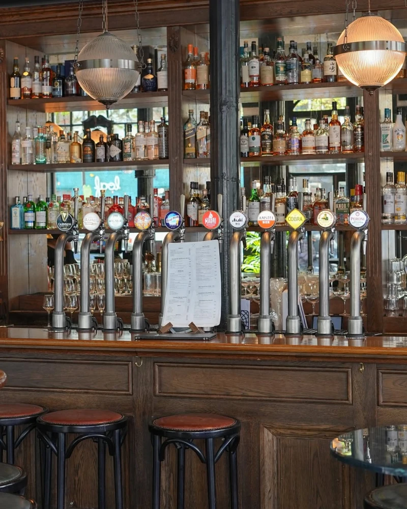 Best Indian Pub in Portobello Market