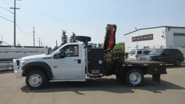 2012 Ford F-550 XLT Service Truck – Palfinger PK6501 Boom Crane