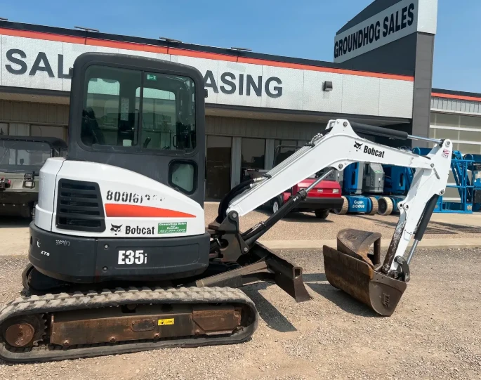 2017 Bobcat E35i Mini Excavator – Compact, Efficient, and Easy to Operate