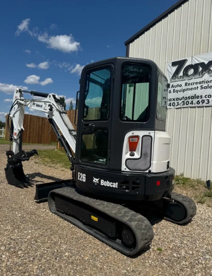2017 Bobcat E26 Mini Excavator – Bucket, Hydraulic Thumb, Low Hours!