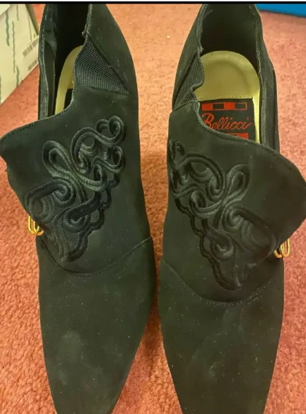Women’s Shoes