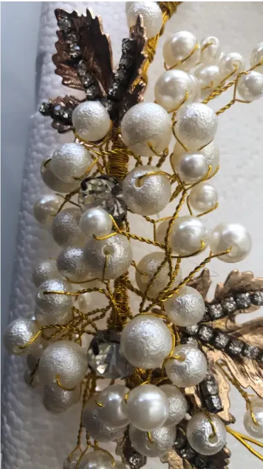 JEWELLERY FOR HAIR. BEAUTIFUL BEJEWELLED PIECE