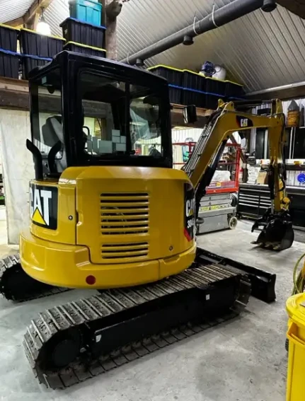 🟡  CAT 304 Mini Excavator – Compact Power, Built to Perform!