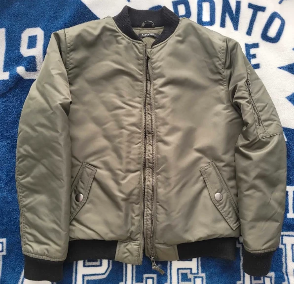 Bomber jacket