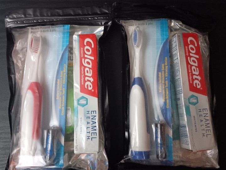 ELECTRIC STYLE TOOTHBRUSH W/ TOOTHPASTE (PACK)