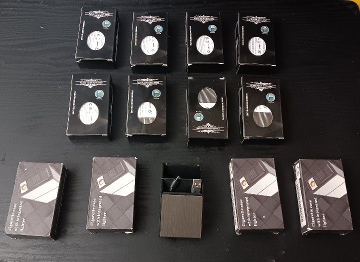 MEDIUM CARTON BOX LIGHTERS (EACH)