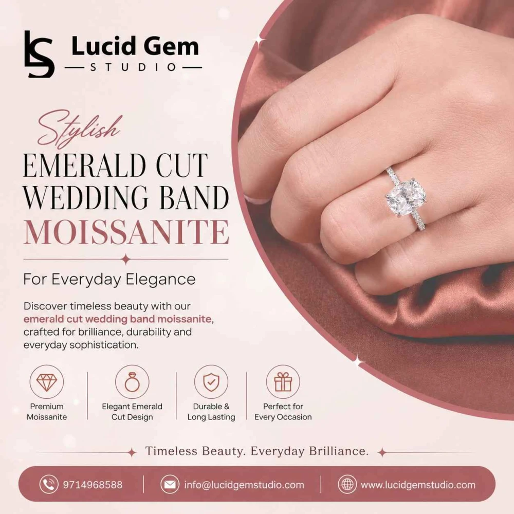 Stylish Emerald Cut Wedding Band Moissanite for Everyday Elegance