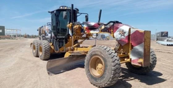 2013 Caterpillar 140M2