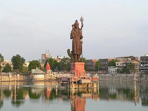 Tourist Attractions in Vadodara Travel Guide