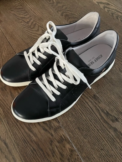 Ladies shoes size EU42 Joseph Seibel
