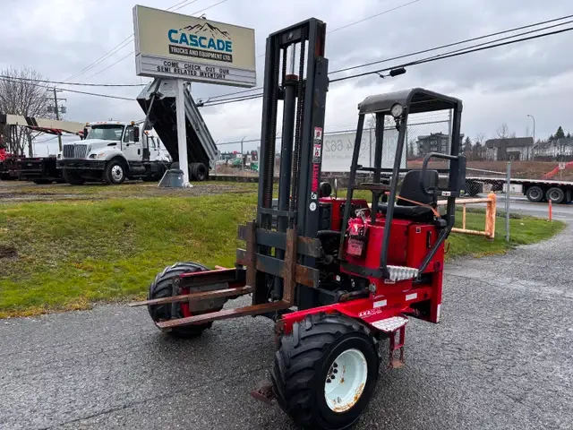 2004 Moffett Forklift 12' mast