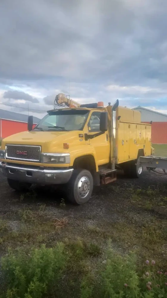 GMC c5500 4x4 diesel