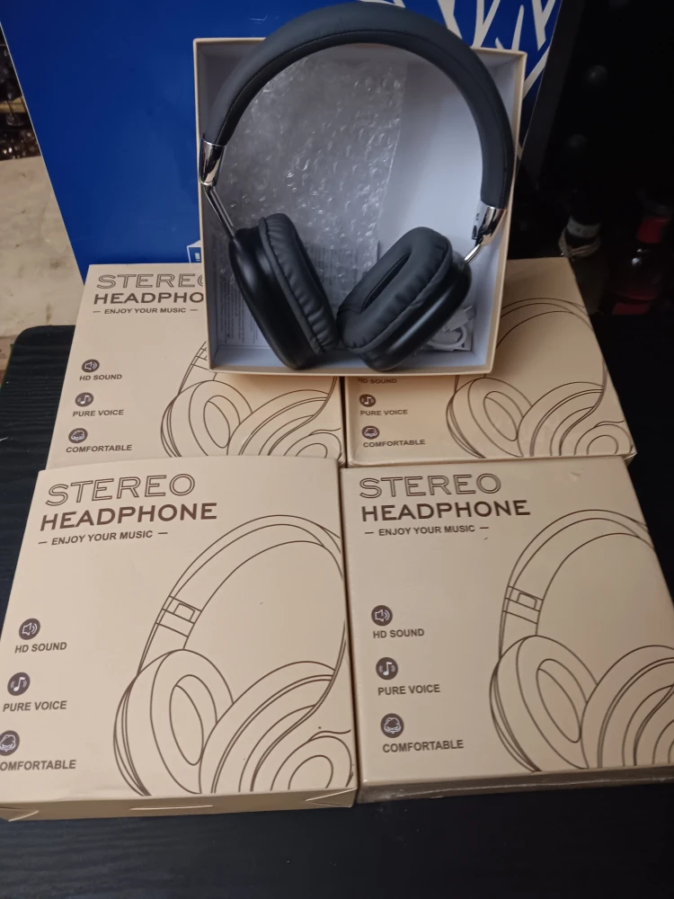 STERO SOUND WIRELESS HEADPHONES (EACH)