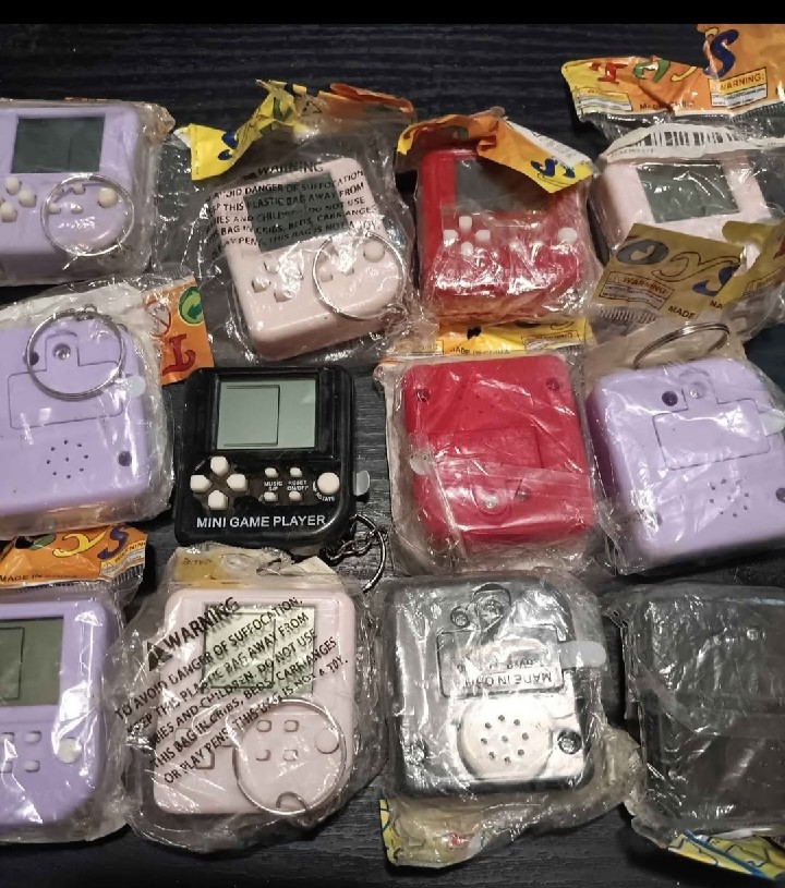 DIGITAL POCKET KEYCHAIN GAMES (EACH)