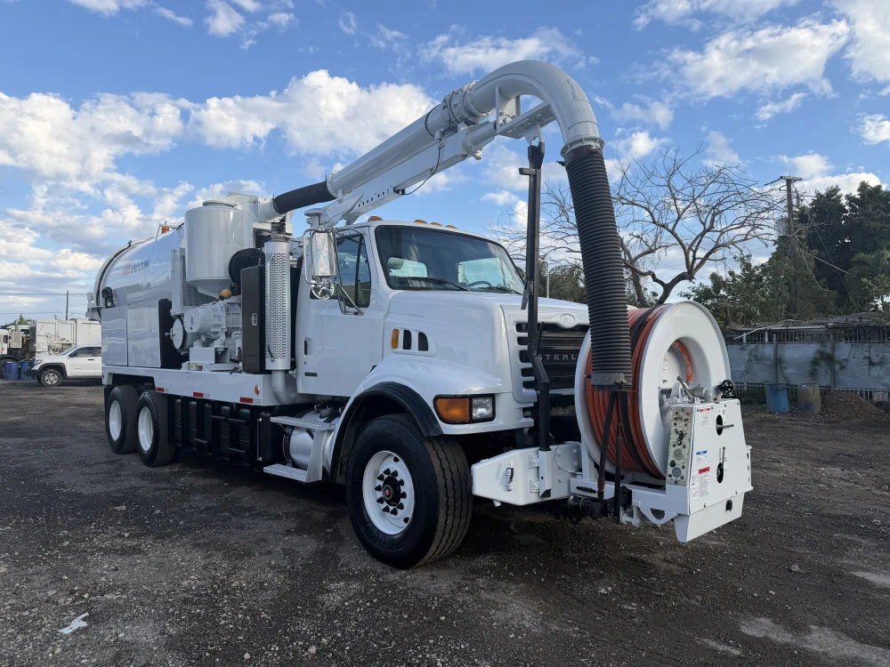 2007 Sterling L7500 Vac-con Combination Sewer Truck