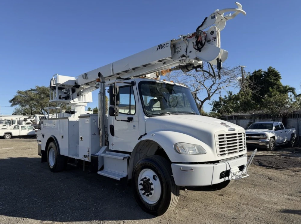 2017 Freightliner M2 4X4 Altec DC47-TR Digger Derrick Utility Truck