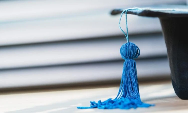 Single vs Double Graduation Cords: Which One Should You Choose?
